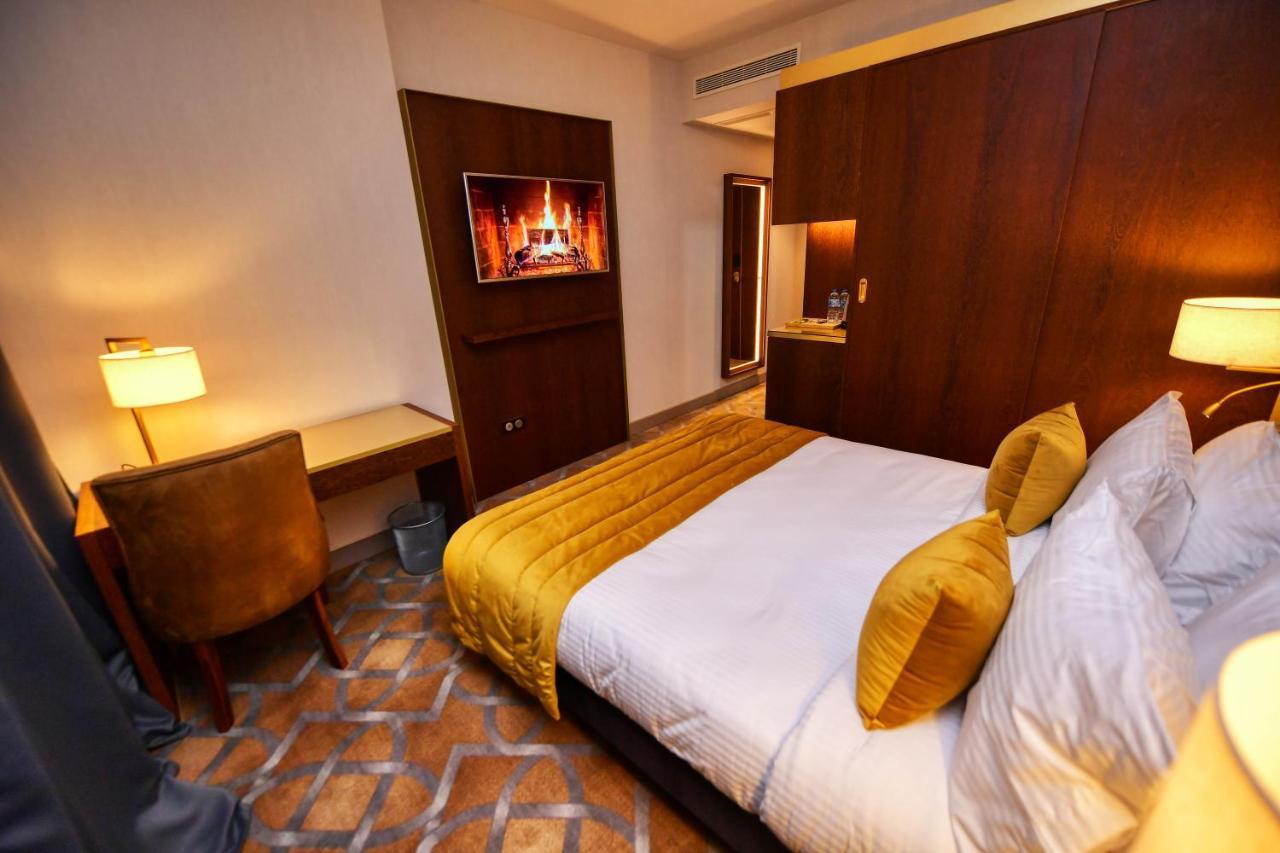 Le Palme Hotel Oran Eksteriør billede