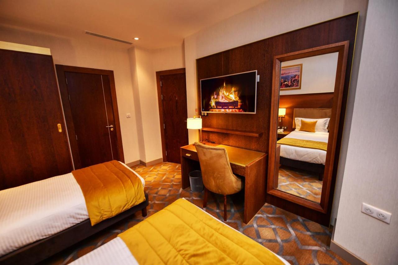 Le Palme Hotel Oran Eksteriør billede