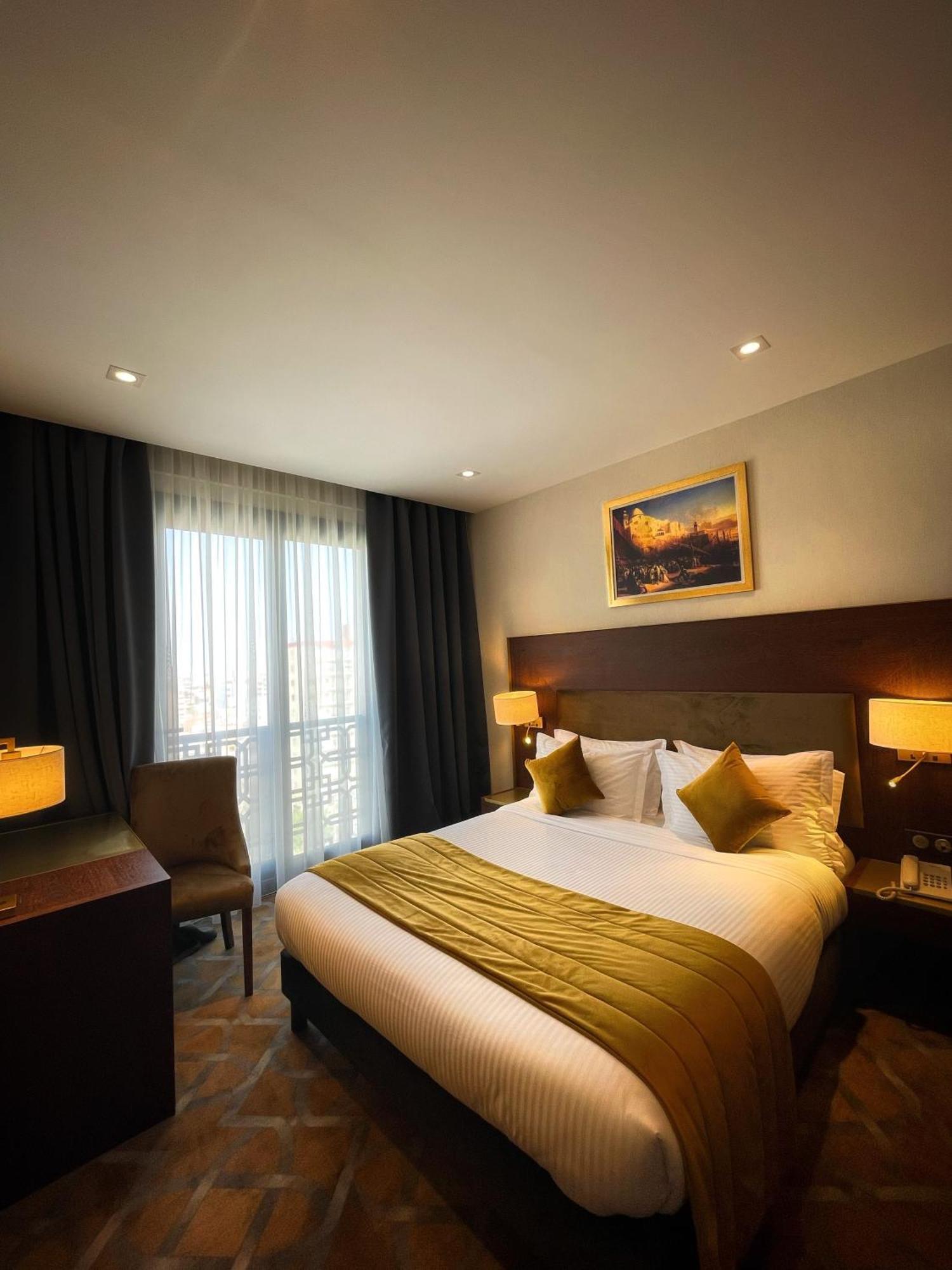 Le Palme Hotel Oran Eksteriør billede